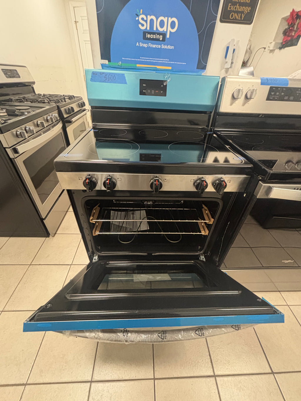 NEW S/D Frigidaire 30" Electric Range – FCRE3052BSH